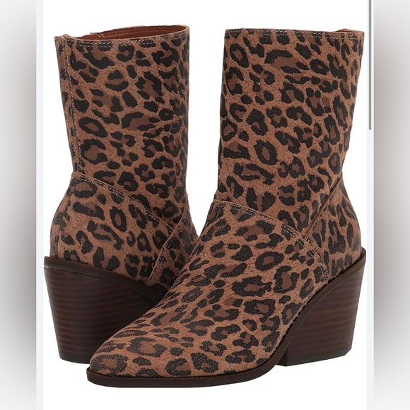Lucky Brand Leather Leopard Booties with Side Zipper, Size 7M NEW - Picture 1 of 12